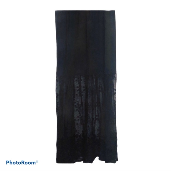 UMGEE sheer laced bottom maxi dress - Picture 2 of 3